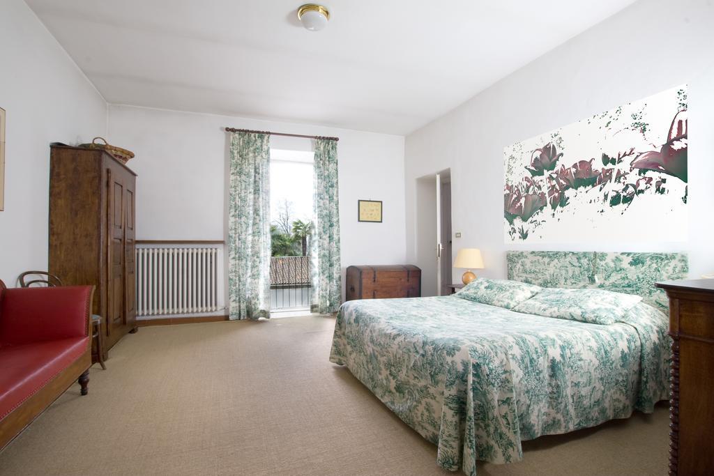 Agriturismo Il Torrione Pinerolo Ruang foto