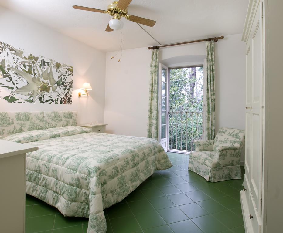 Agriturismo Il Torrione Pinerolo Ruang foto