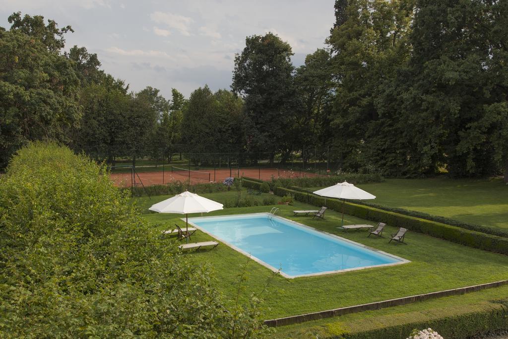 Agriturismo Il Torrione Pinerolo Bagian luar foto