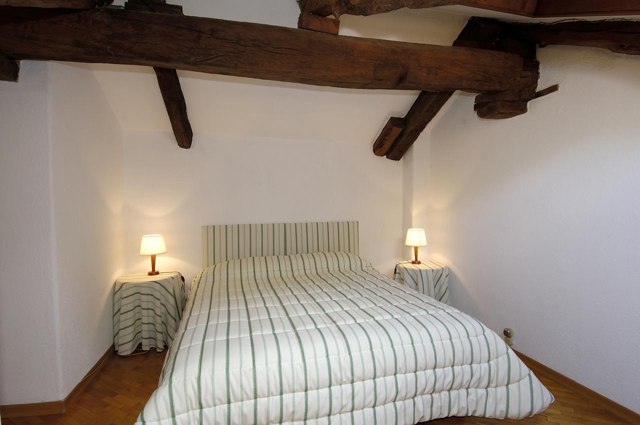 Agriturismo Il Torrione Pinerolo Bagian luar foto